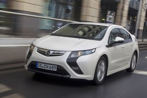 De Opel Ampera is dé auto van 2012